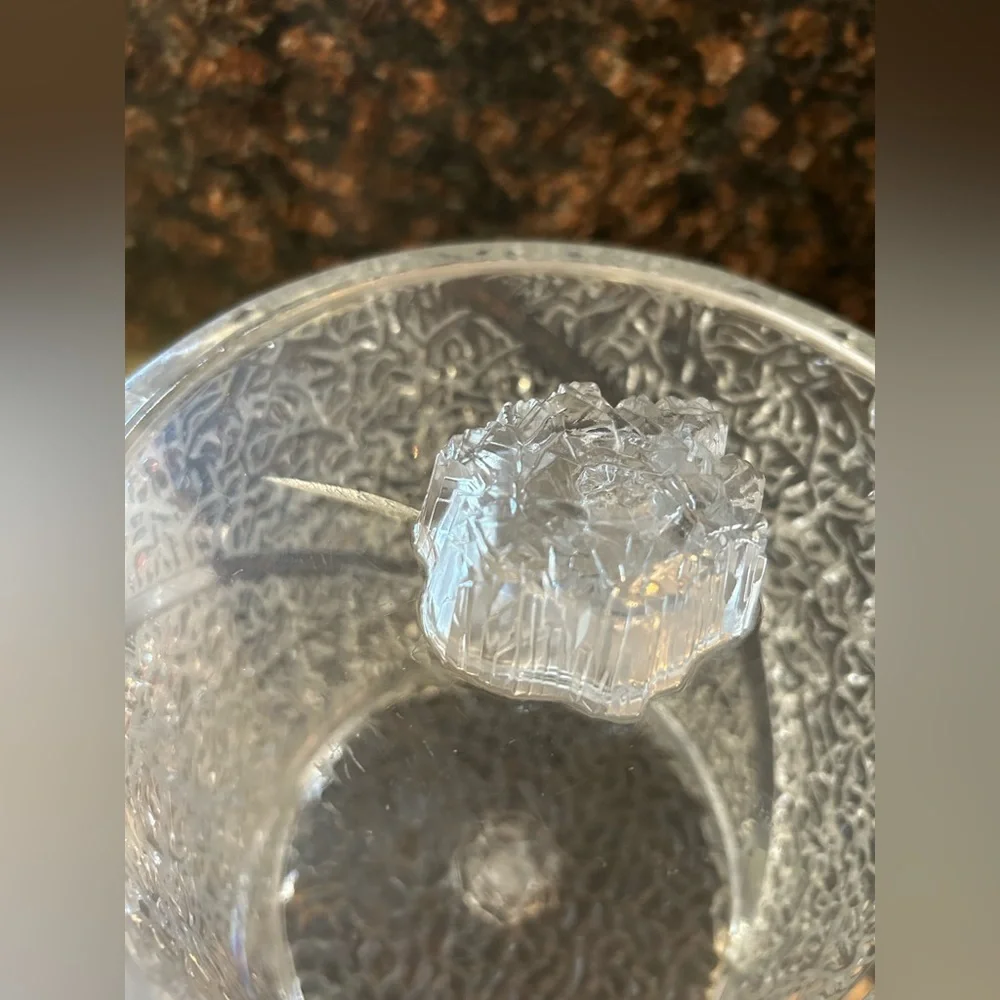 Mid-Century Modern textured Lucite ice bucket in the style of Wilardy ci…